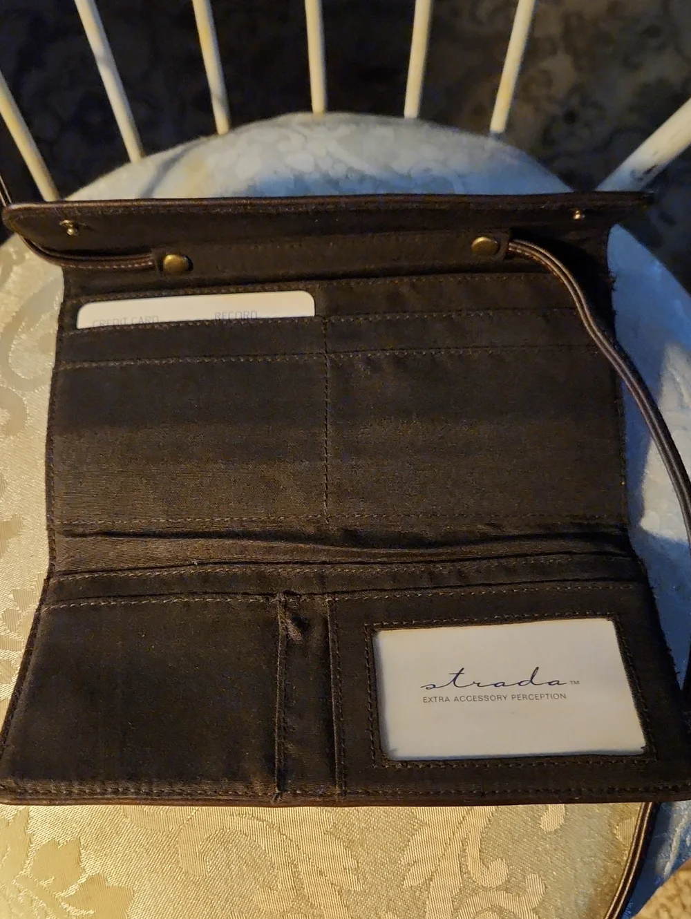 Strada Classic Brown Leather Crossbody Clutch - Versatile Everyday Bag